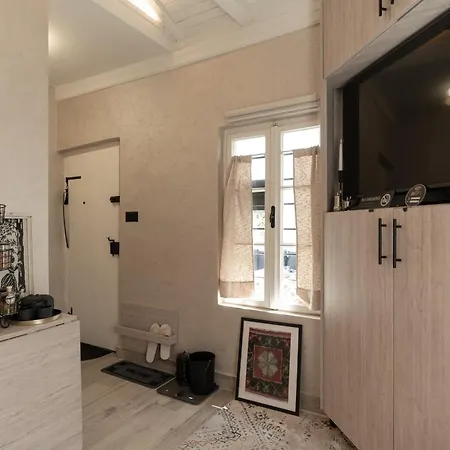Bhs Bosnian-herzegovinian & Garden * Μόσταρ